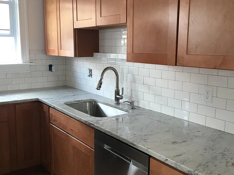 83 Brook St #3 — Photo 3