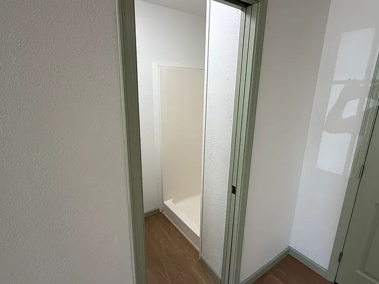 18 E Ridgecrest Dr #A — Photo 10