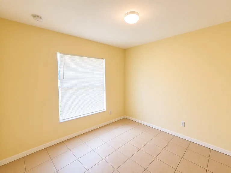 2408 Vernon Ave S — Photo 8