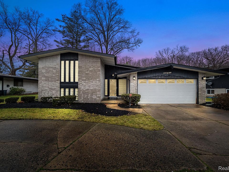 1st image of 23717 Plumbrooke Dr