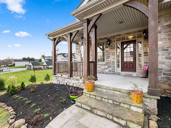 5th image of 10222 Autumn Valley Ln