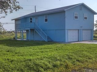 412 W Misty Oak, Rockport, TX 78382