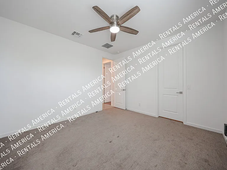 40622 W Williams Way — Photo 37