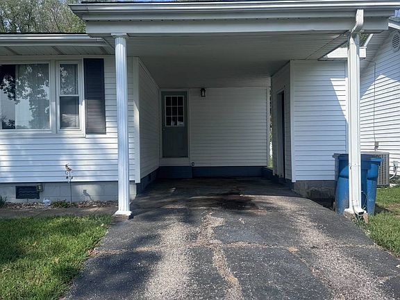 2nd image of 121 Dorris Dr