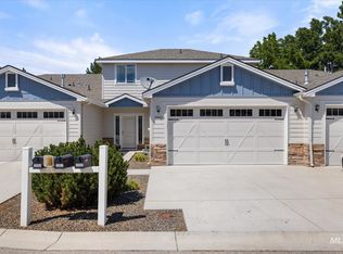 2062 W Pine Ave, Meridian, ID 83642