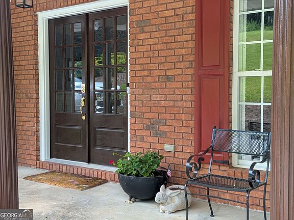5th image of 355 Golf View Dr