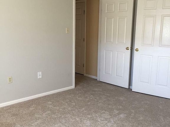 3rd image of 10211 Wolfe Manor Ct Unit 704
