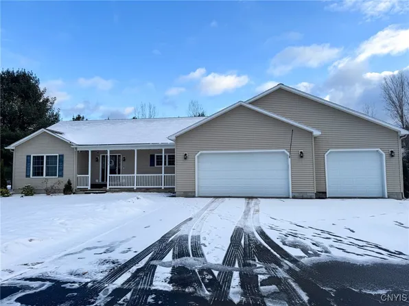 25372 Stewart Dr, Carthage, NY 13619