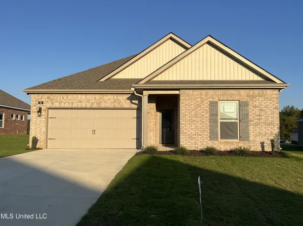 102 Powell Pl, Byhalia, MS 38611