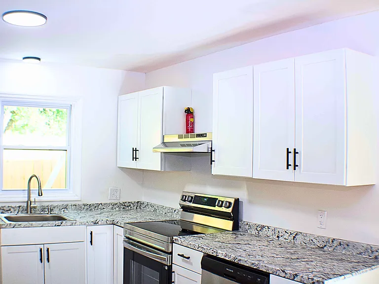 205 Friedheim Rd #205B — Photo 7