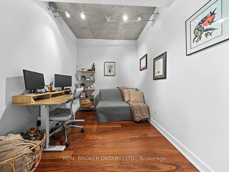 354 Gladstone Ave #503 — Photo 7