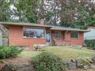 8824 Burke Ave N, Seattle, WA 98103