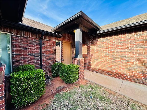 3rd image of 18208 Manera Way