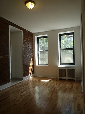 Rented by Authentic Realty | media 7