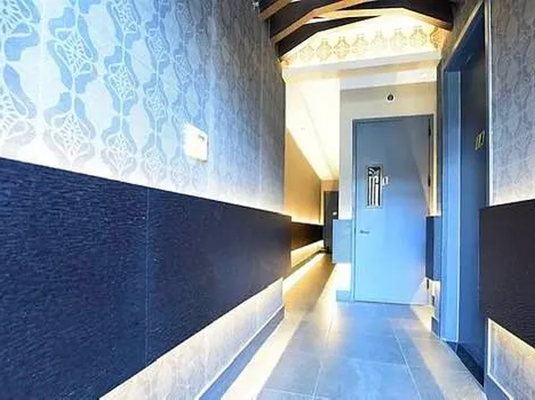 854 Greene Avenue image 10 of 11