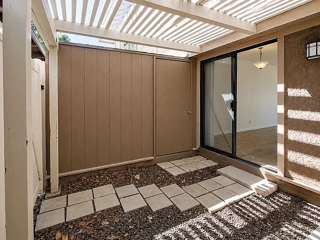 28543 Conejo View Dr — Photo 16