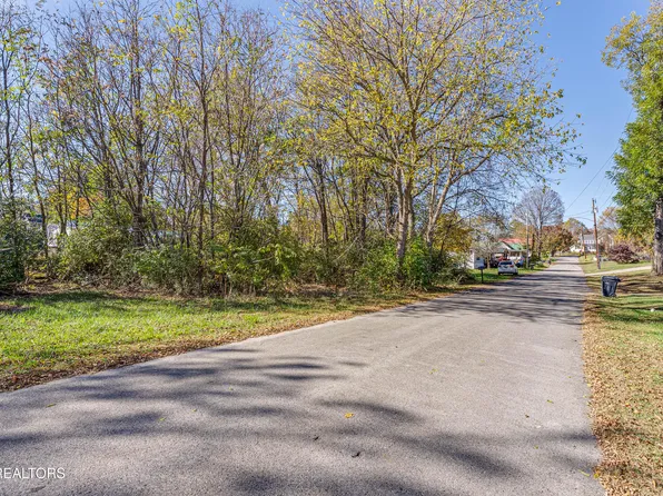 Creamery St, White Pine, TN 37890