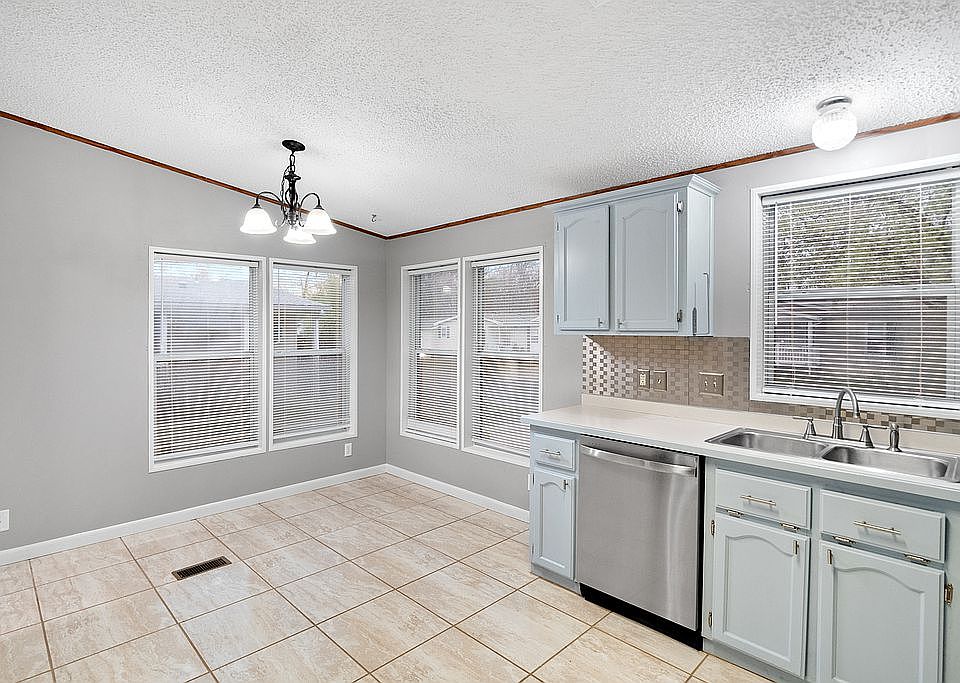 5100 Ida Dr, Belleville, IL 62223 Zillow