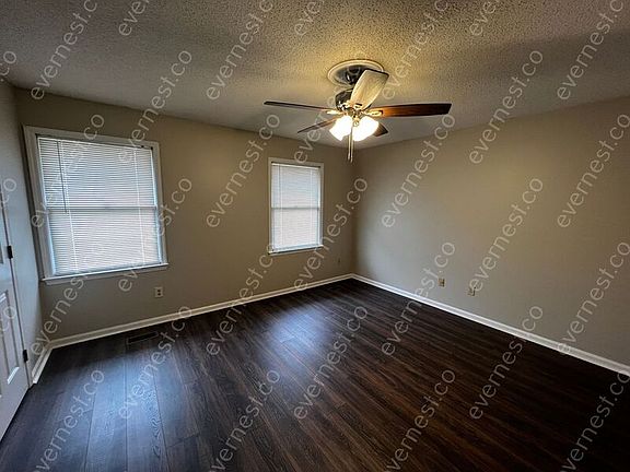 5th image of 2201 Cheshire Dr