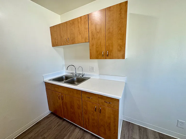 915 E Palmer Ave #23 — Photo 6