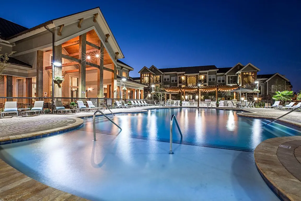 Artisan at Brightleaf apartments community photo