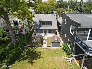 4th image of 5914 Lakeside Ave