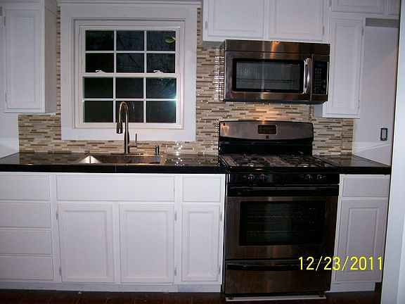 Glass Backsplash