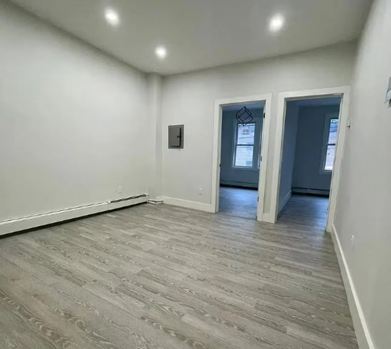 3 bed, $2,500 — Photo 3