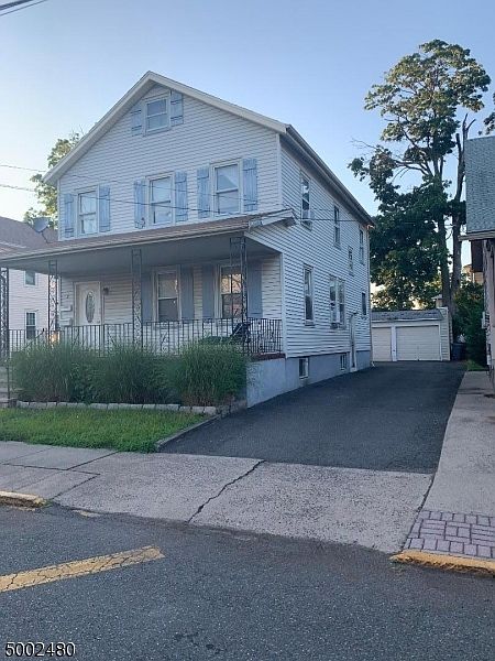 2nd image of 7 Llewellyn Ave