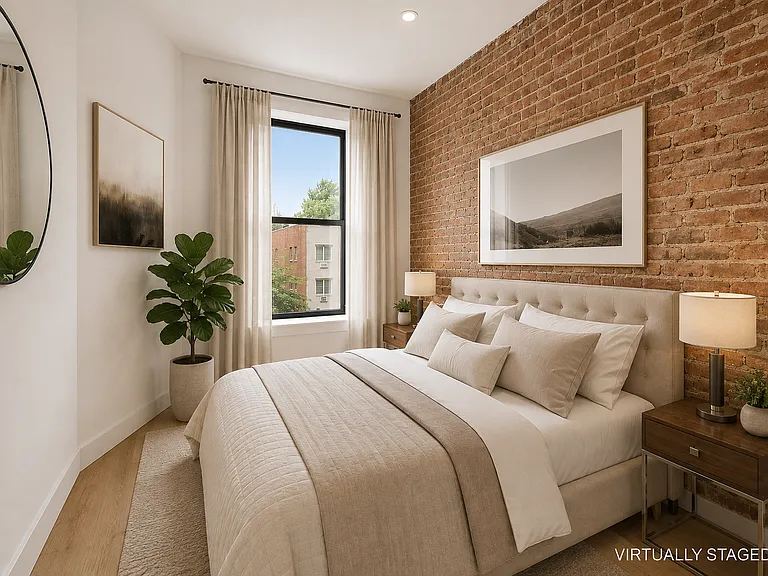 1012 Halsey St #3 — Photo 3