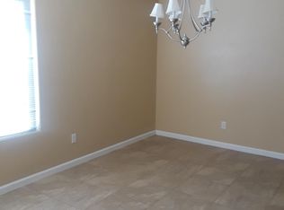 6085 E Cortland Ave, Fresno, CA