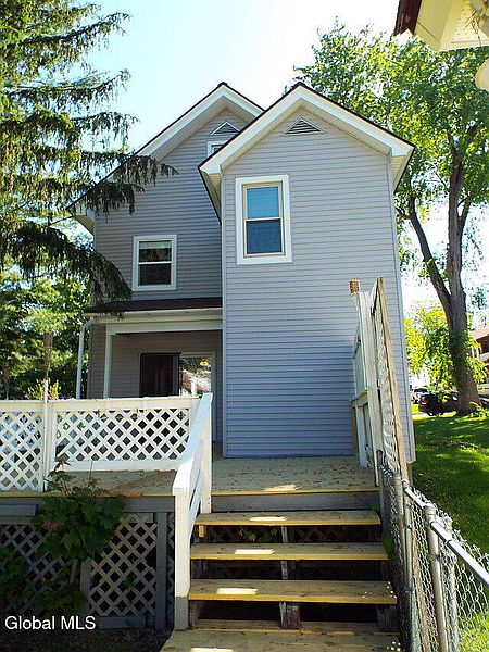 3rd image of 105 Burton Street