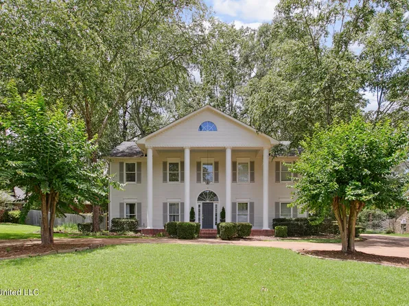 586 Arbor Dr, Madison, MS 39110