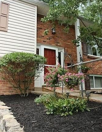 5th image of 1936 Stockton Dr