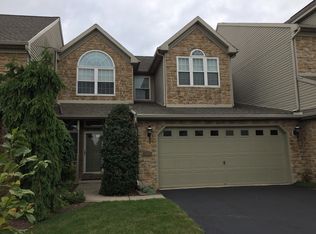 2873 Oakwood Dr, Harrisburg, PA 17110
