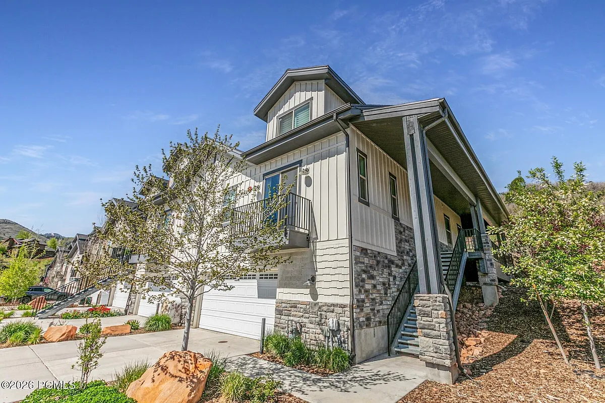 Building Photo - 3359 Quarry Springs Dr