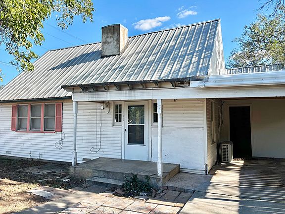 2nd image of 1315 Guadalupe St