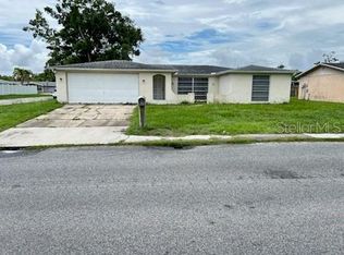 7714 Fox Hollow Dr, Port Richey, FL 34668