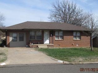 133 E Pratt Dr, Midwest City, OK 73110
