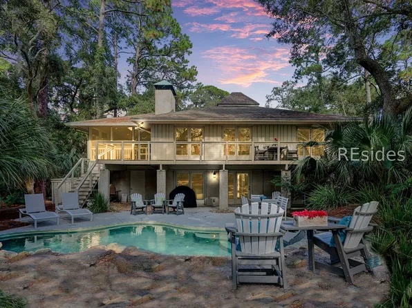 13 Wren Dr, Hilton Head Island, SC 29928