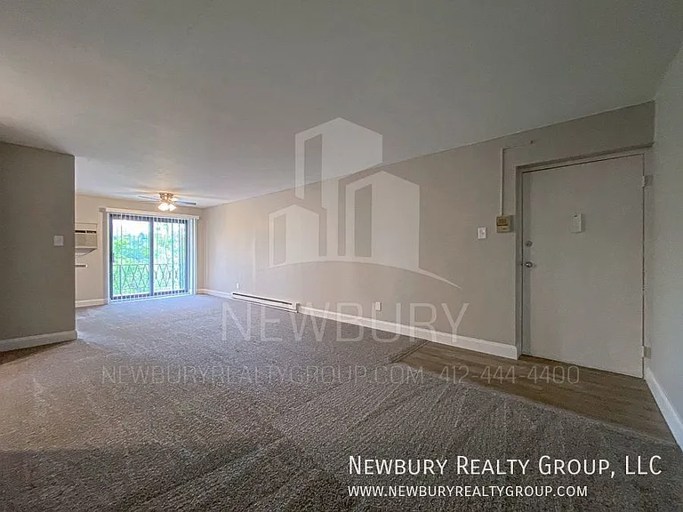 1459 Poplar St #17 — Photo 3