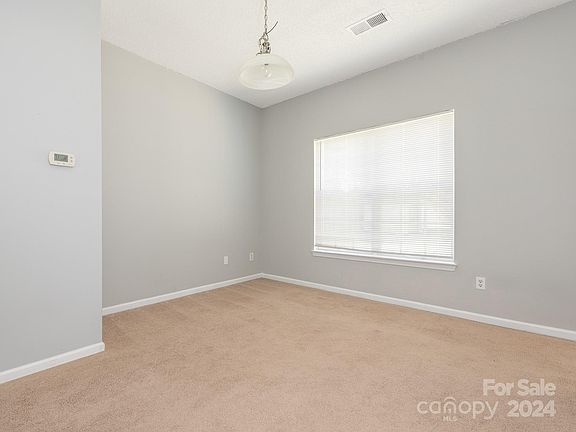 4th image of 8830 Steelechase Dr