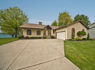 45 N Lakehurst Dr, Eastlake, OH 44095