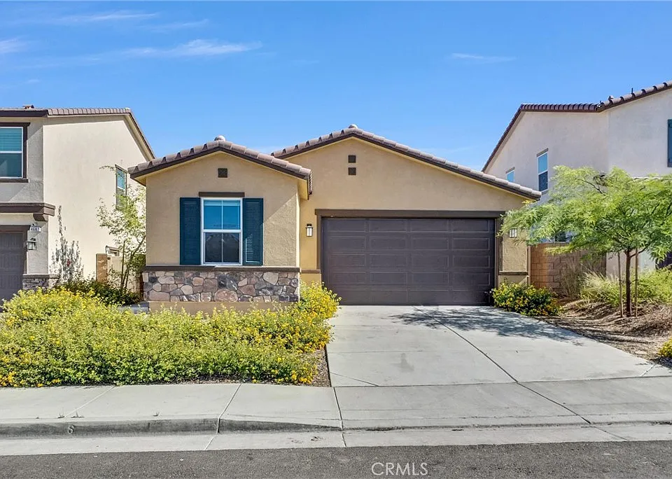 4688 Florence Dr