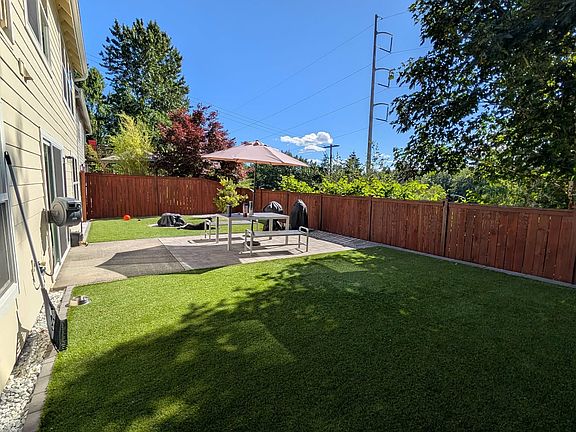 2nd image of 7557 20th Ave SW