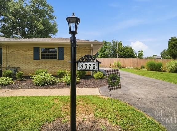 5th image of 8575 Kentland Ct