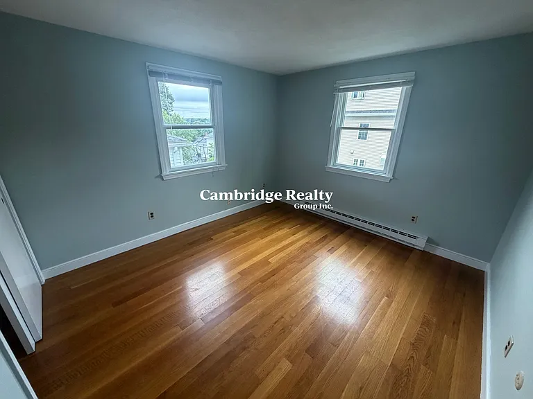 90-92 Sylvia St #2 — Photo 13
