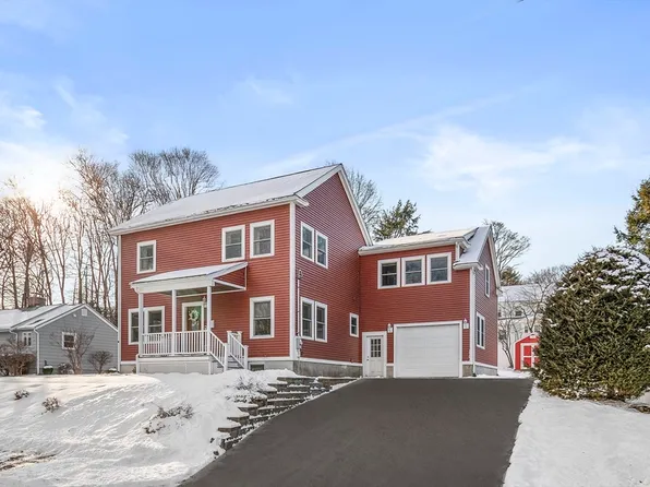 30 Seward Rd, Stoneham, MA 02180