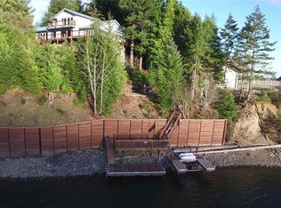 61 N Gull Pl, Hoodsport, WA 98548