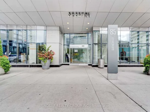 85 Queens Wharf Rd, Toronto, ON